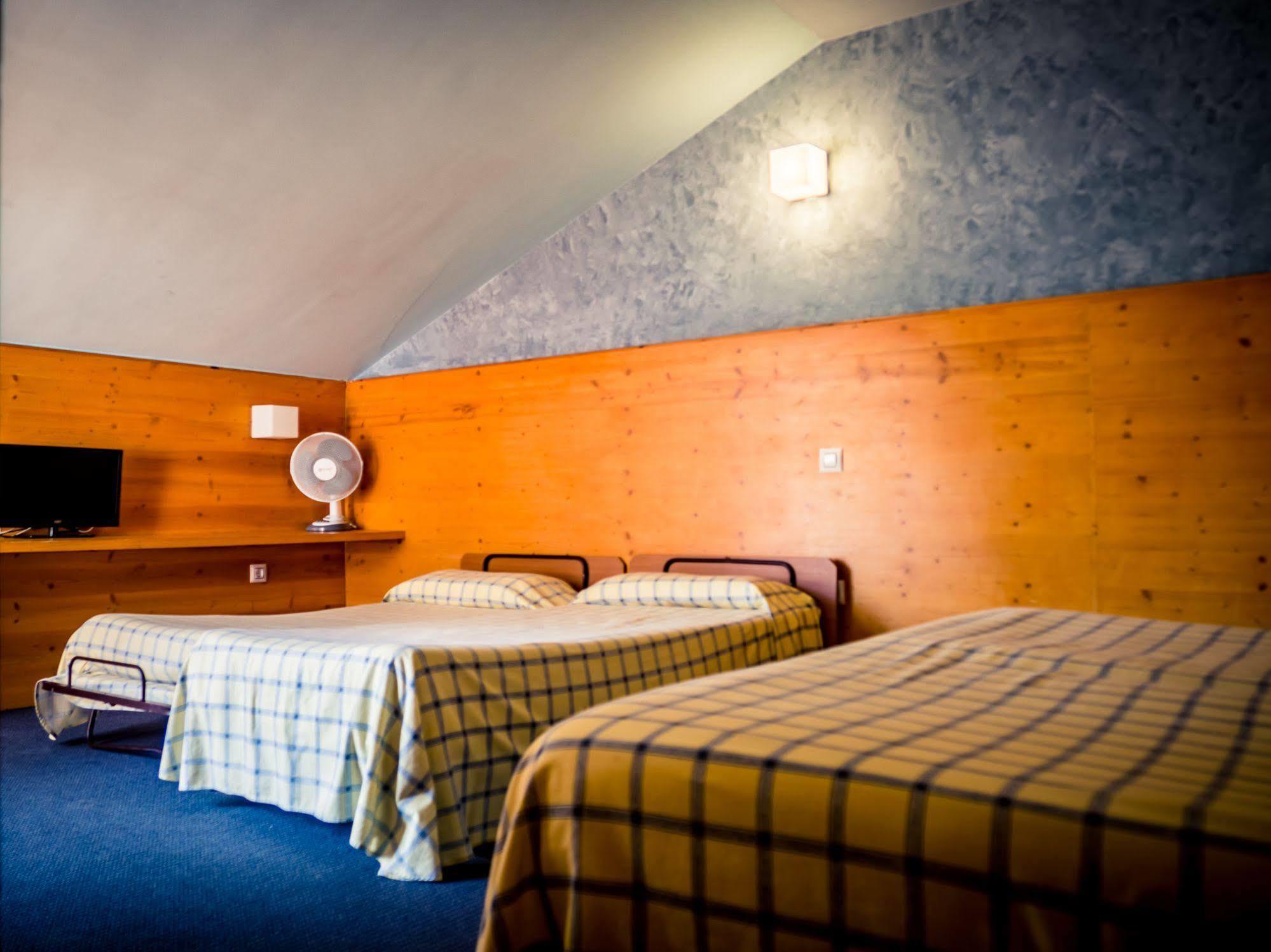 Hotel Bezana Lago Santa Cruz De Bezana Εξωτερικό φωτογραφία