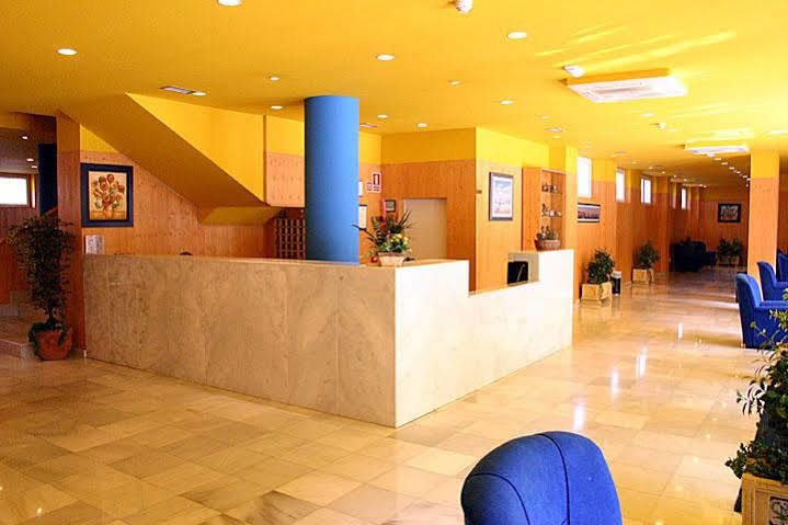 Hotel Bezana Lago Santa Cruz De Bezana Εξωτερικό φωτογραφία